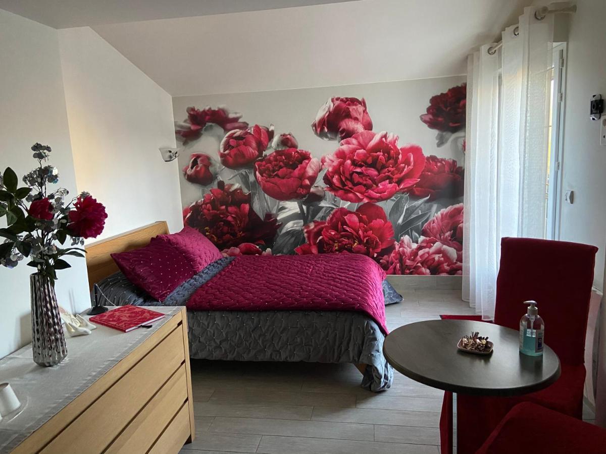 Pivoine Chambre D Hotes Fralignes Exterior photo